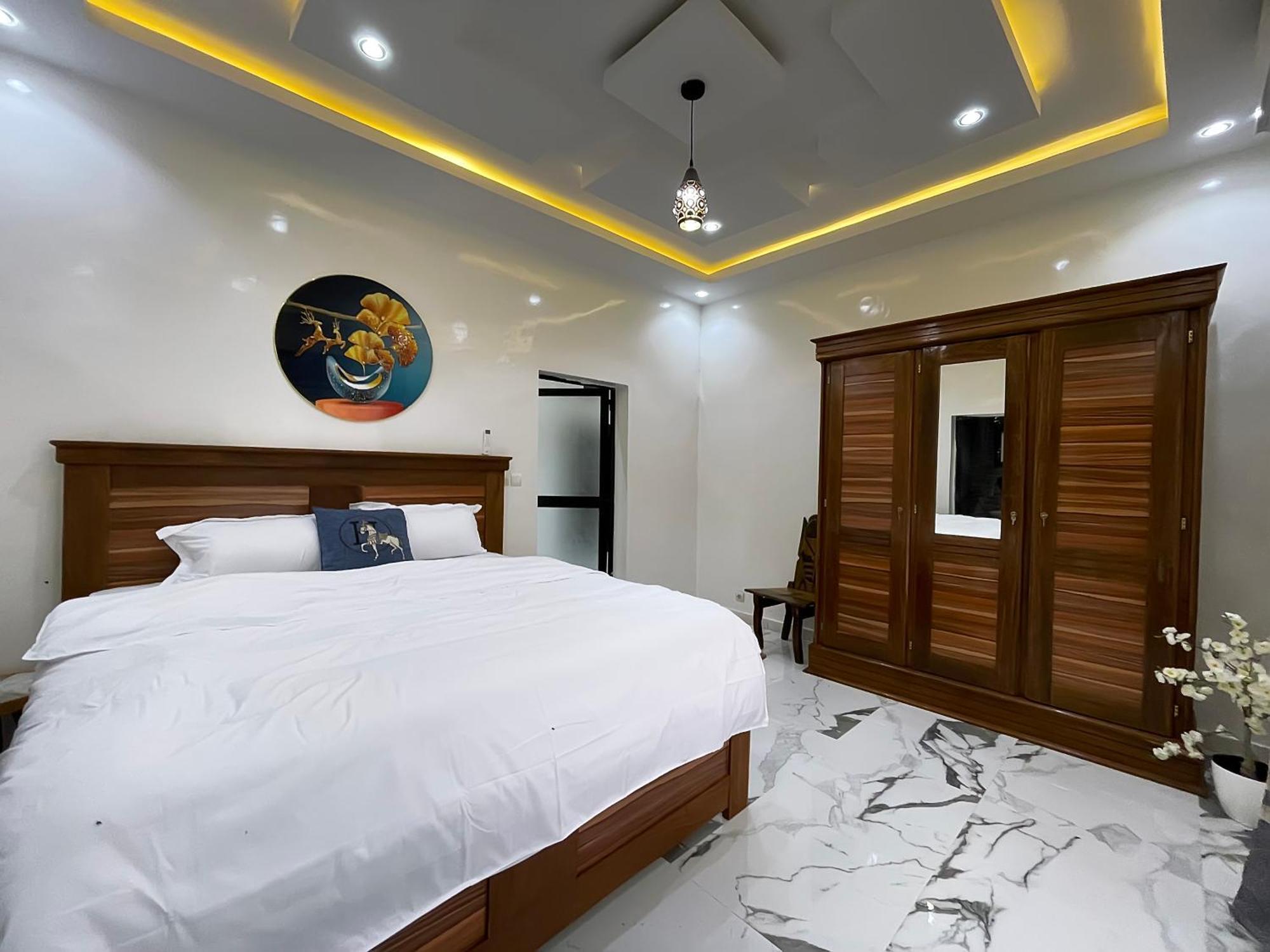 Villa Adja Nafy A Saly Gandigal Exterior foto
